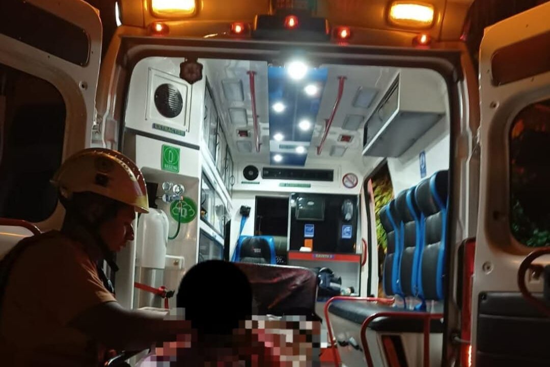 SE ACCIDENTA MOTOCICLISTA DE LA UNO, MUERE AL INTERIOR DEL HOSPITAL